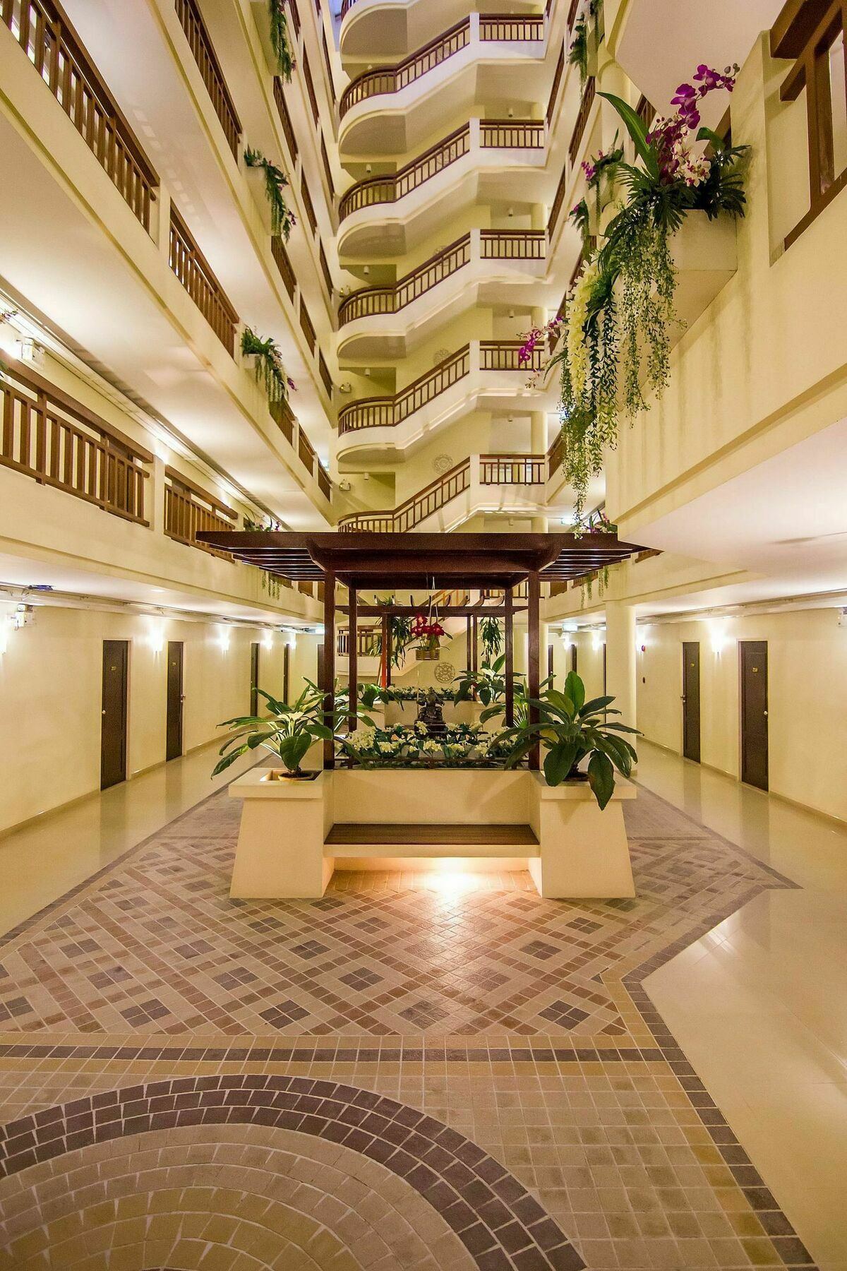 Zen Rooms Sukhumvit 81 Bangkok Exterior foto